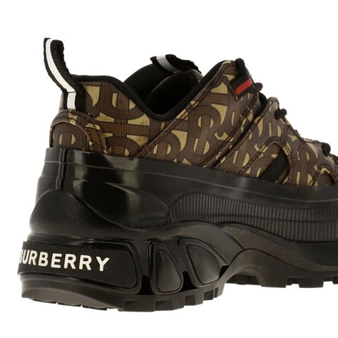 burberry shoes ladies